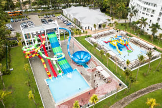 create 2d designs for swimming pools,resorts,amusement park,water park