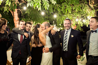 create amazing photos and videos from your wedding