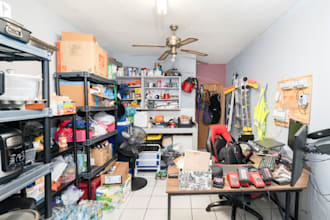 do real estate decluttering and object removal
