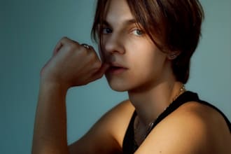 a model and an actor for short videos ugc tik tok reels