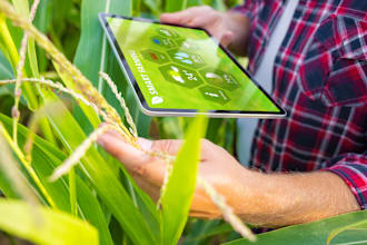 develop agricultural app farming app, farm management app, farm tracking app