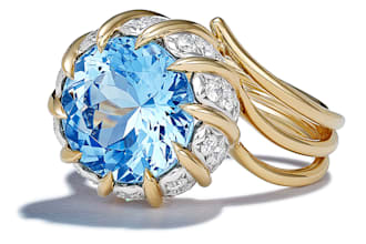 retouching your jewelry  image and symmetrical