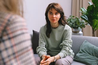 listen and giving advice anonymously