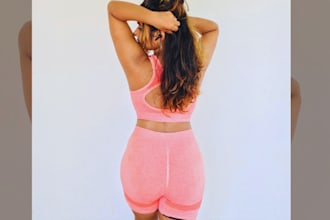 be your professional female photo and video model  and ugc