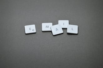 do email customer service