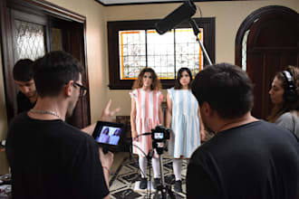 be your screenwriter for your videoclip or music video