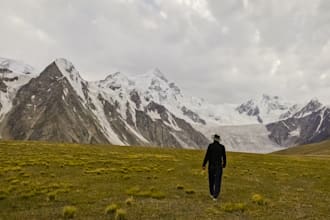 provide stunning nature photography and cinematic videography