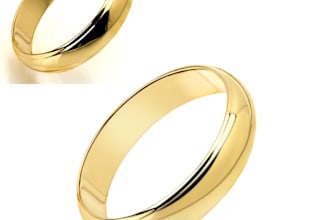 do high end jewelry retouch of beauty