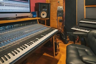 make a custom beat for you with any samples or instruments