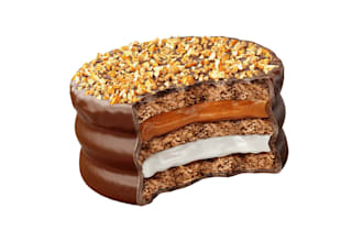 make photorealistic rendering of 3d food model and animation