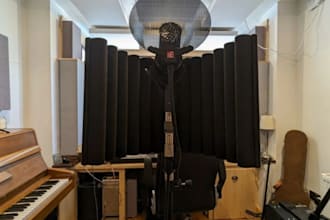 do voice overs, voice impressions and metal vocals