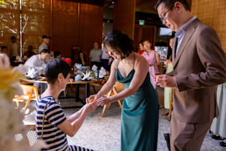 be your intimate wedding photographer in singapore