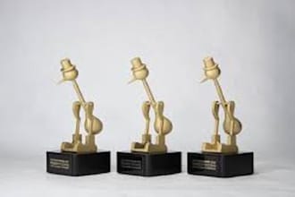 do creative trophy and awards design for your event