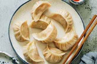 get my mom to teach your how to cook good chinese vegetarian food