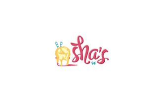 design hand drawn ice cream shop logo