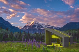 design a custom modern tiny home