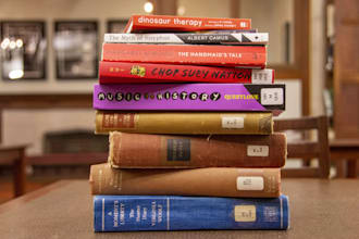 write your english literature tasks, poetry, film analysis and research