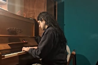 record keyboards and piano in your songs