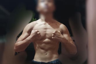 create a custom diet and  workout plan based on your daily