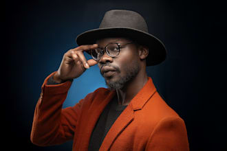 retouch your portrait and business headshot professionally