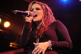 do soulful house music, deep house, female movie singer songwriter, pop vocalist