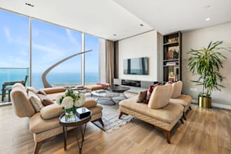 be your professional real estate and airbnb photographer in dubai