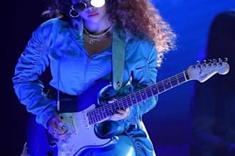 be your female pop vocalist songwriter in edm, house, trance, flamenco and blues