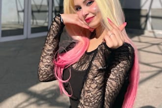 be your female model and cosplayer for pictures videos