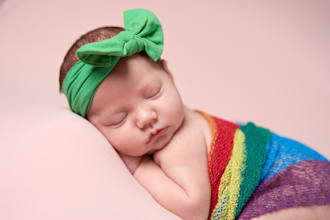 do retouch newborn baby, maternity photo