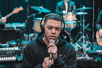 be your english and spanish male singer, ghostwriter, music producer