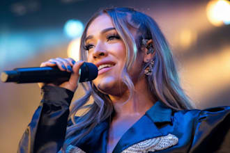 be acoustic pianist, guitarist for country pop ballad song as a female singer
