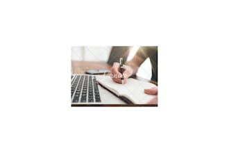 write professional SEO friendly podcast show notes