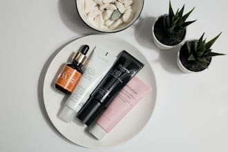 design luxury skincare packaging and labels