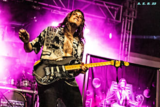 quality guitar riffs and bass lines for your composition
