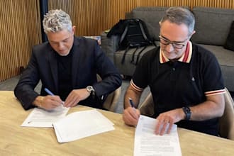 do record label submission to active record labels for contract deals