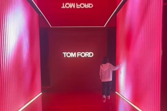 create interactive visuals or motions for events and retail