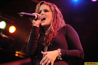 sing german songs spanish songs country emotional poprock voiceover write lyrics