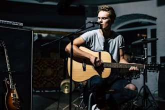 deliver soulful rnb or christian vocals as a professional male singer