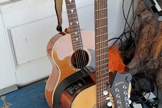 create acoustic and electric guitar parts for your recording