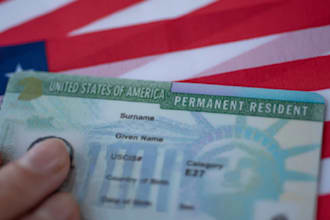 give best paper award and membership for eb1 visa criteria