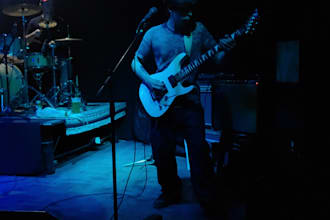record you electric guitar