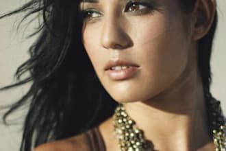 provide expert photo retouching and creative direction