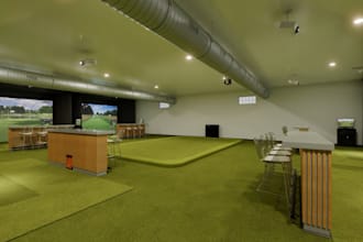 showcase golf showroom, sport arena, golf simulator space, cgi rendering, skp