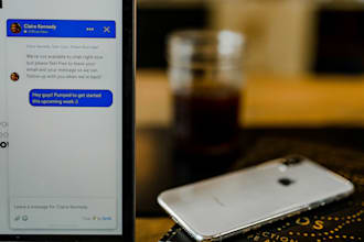 do professional live chat customer support for your website