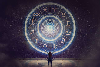 do astrologer can combine astrological knowledge