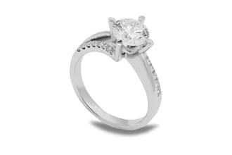 do jewelry retouch, product photography retouching or photoshop editing