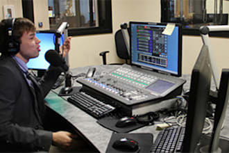 promote your song to 10k top college radio stations worldwide