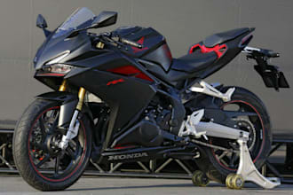 mockup 3d racing bike, honda cbr250rr,motorcycle fairing,body panel for game,ue5