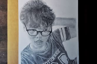 draw realistic pencil portraits on paper by hand
