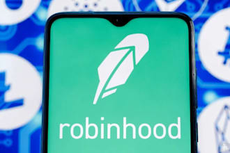 build profitable stock trading bot, robinhood bot, ai trading bot, webull bot